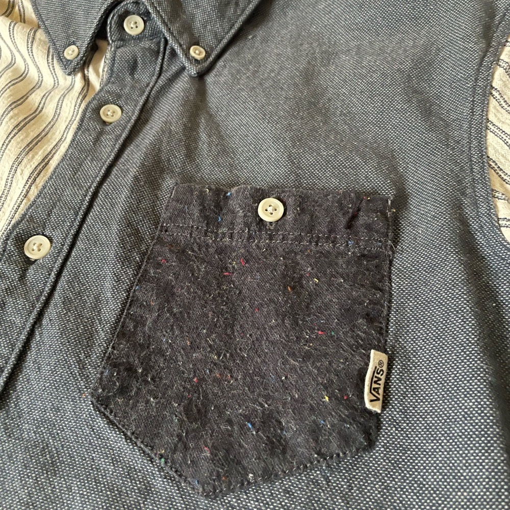 Vans Pattern Block button down - Picture 2 of 4